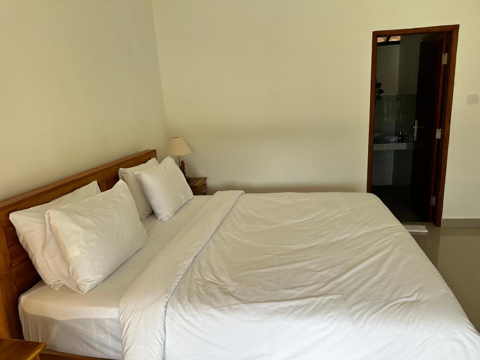 D'Janu Homestay Sidemen  Buitenkant foto