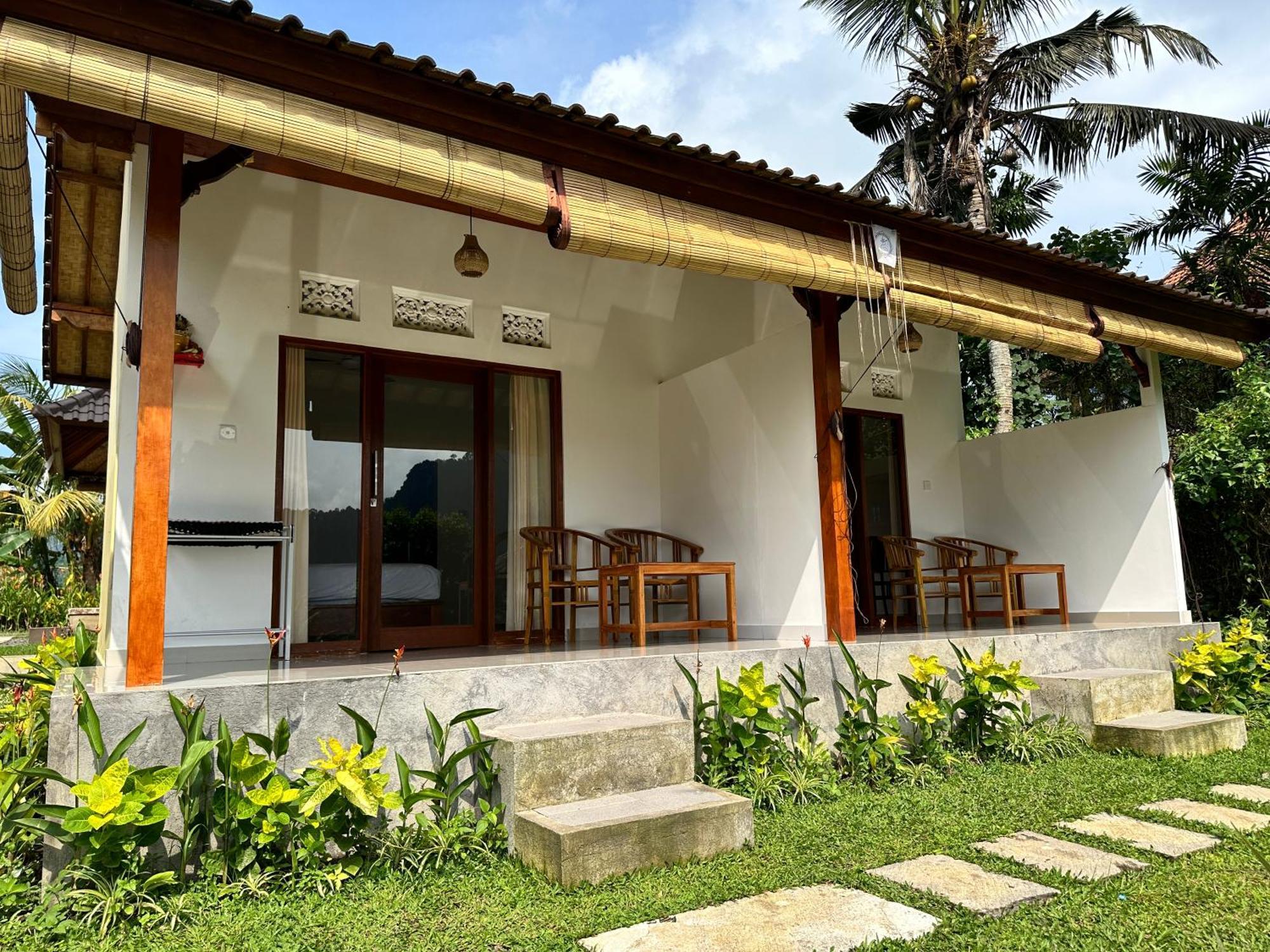 D'Janu Homestay Sidemen  Buitenkant foto